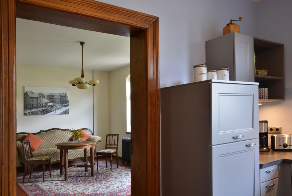 Alte Bahnstation Leipzig Appartement Kamer foto